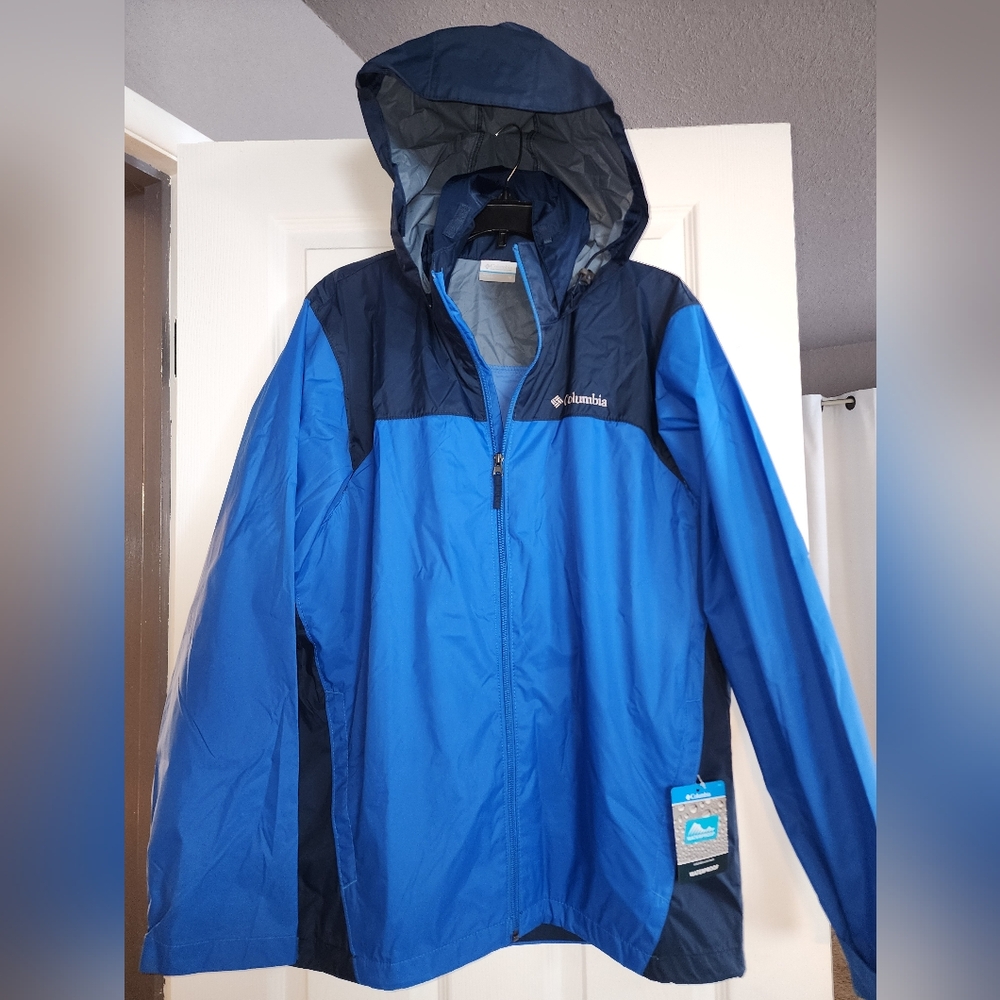 Columbia Men's Navy and Royal Blue Raincoat NWT